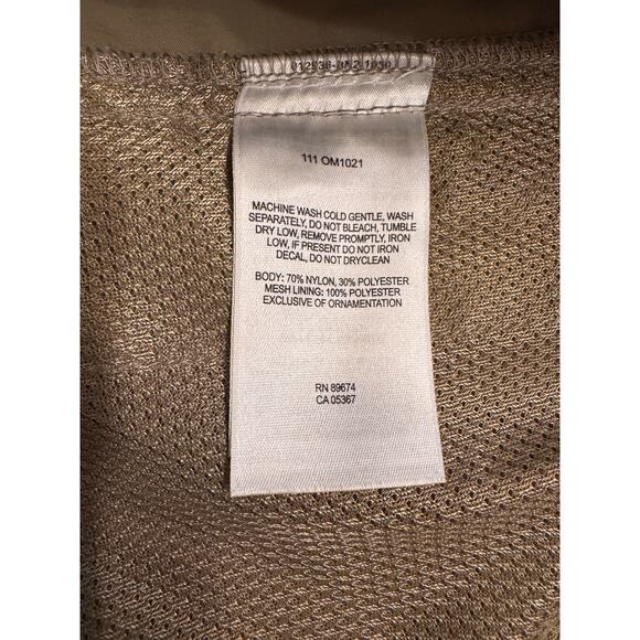 Mountain Hardware Men's Short Sleeve Button Down Shirt Size M Lightweight Tan - Picture 4 of 4